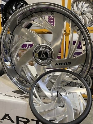 Artis Forged Wheels. 26” Staggered. Foto 1 de 4
