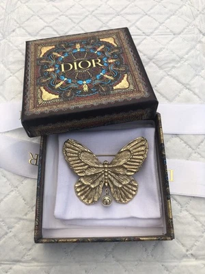 Hermoso Broche Mariposa DIOR - NUEVO - Auténtico Foto 1 de 4