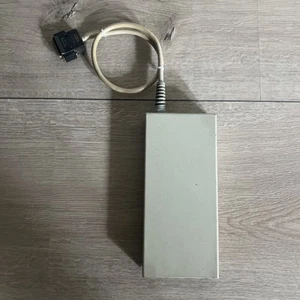 AMIGA externes Disketten Laufwerk 3,5" 880kb - defekt - Photo 1/5
