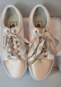 Zapatillas Vans Old Skool Satén Clásicas LowTop Talla 6 (Satin Lux) Rubor/Blanco Verdadero - Imagen 1 de 8