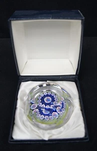Pisapapeles de cristal hecho a mano Whitefriars Millefiori Host Of Angels con CAJA - Imagen 1 de 5