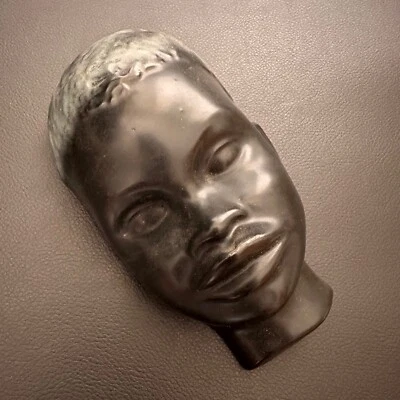 VINTAGE DECORATIVE MID CENTURY POTTERY WALL MARK BUST CORTENDORF GERMANY - Image 1 of 4