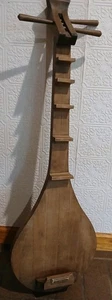 Vintage Japanese BIWA Instrument,will Need Some Repairs(Has Broken Tuning Peg) - Picture 1 of 9