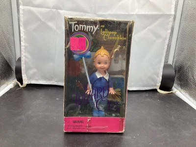 De colección Mattel El Mago de Oz Tommy As Lollipop Munchkin #25819 1999  Foto 1 de 4