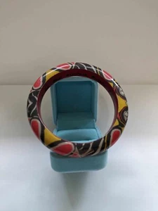 PULSERA INDIA AMERICANA SE ADAPTA A MUÑECA DE 7-8 PULGADAS HERMOSOS COLORES PINTADOS - Imagen 1 de 4