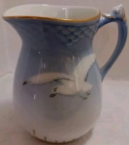 Vtg Bing & Grondahl Denmark Seagull Pattern Creamer Gold Accents Porcelain ... - Picture 1 of 8