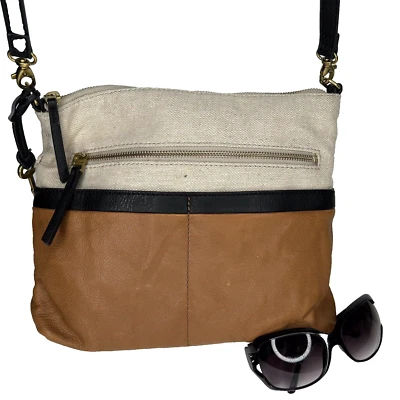 Bandolera #FOSSIL Fiona Color Block Cuero y Lino Brn/Negro Foto 1 de 4