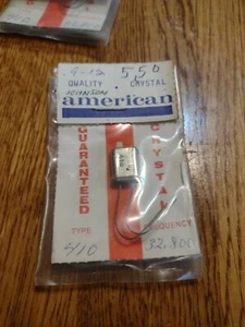 American Electronic Crystal CB/ Ham Radio Walkie Talkie TYPE 410 FREQ. 32.800 - Afbeelding 1 van 1