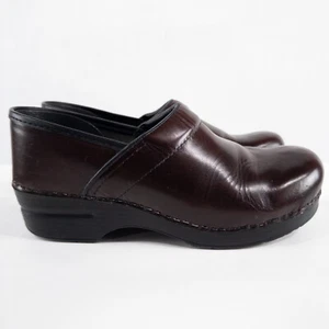 Zapatos Dansko Mujer 40 Marrón Granate Cuero EE. UU. 9.5 Sin Cordones Trabajo Informales - Imagen 1 de 9