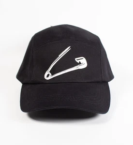 NWT ZARA Hat Snapback Safetypin Women's - Bild 1 von 10