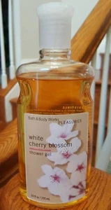NEW Bath & and Body Works WHITE CHERRY BLOSSOM Shower Gel Body Wash 10 oz - Picture 1 of 3