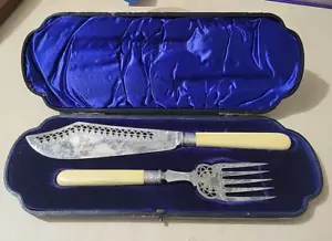 Antique Silver Two Piece Fish Serving Set, Original Case, London, See Hallmarks - Picture 1 of 21