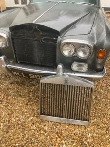 ROLLS ROYCE SILVER SHADOW 1 front RADIATOR GRILLE (RH2371) VGC - Picture 1 of 9