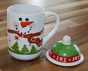 🎄 Tazza da caffè natalizia pupazzo di neve Michael con coperchio - 14 oz ceramica allegria natalizia! ☕ - Foto 1 di 8