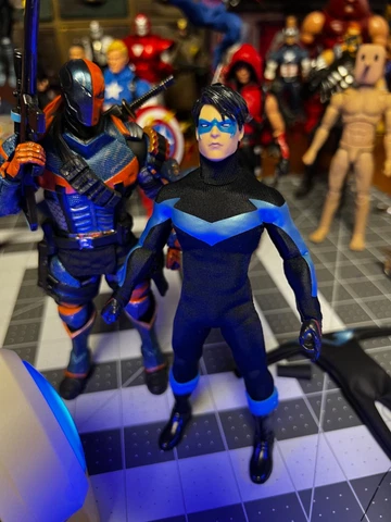 Mezco one 12 custom nightwing suit only Cover