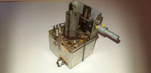 Drehko (UKW-Bereich) OHNE Röhre/Zubehör aus LoeweOpta Bella 67 Typ 82 020 - Bild 1 von 8