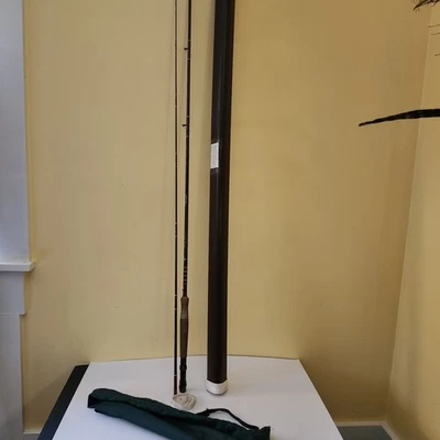 De colección Fenwick Fly Rod FF806 8’ AFTMA No. 6 LÍNEAS 3-3/8 oz + TUBO + Calcetín Personalizado Bueno C Foto 1 de 4