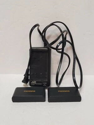 Cargador adaptador de CA de alimentación JVC [AA-V16U] FABRICANTE DE EQUIPOS ORIGINALES PARA VIDEOCÁMARA CON 2 BATERÍAS Foto 1 de 2