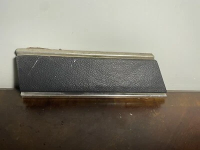 81-90 Dodge D150/250/350 RamCharger GUARDABARROS IZQUIERDO MOLDURA TRASERO NEUMÁTICO DELANTERO Foto 1 de 2