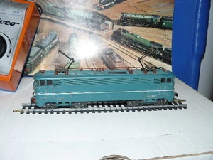 TRAIN ECHELLE HO JOUEF LOCOMOTIVE TYPE BB 25110 DE LA SNCF   échelle 1/87 ème - Picture 1 of 1
