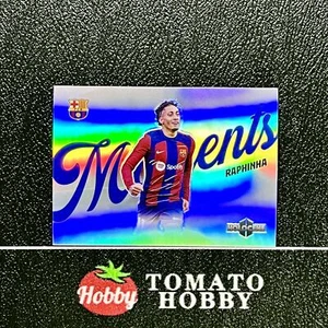 DAKA HOLOCENE TEAM SET 2023-24 RAPHINHA /35 REFRACTOR MOMENTS BARCELONA - Picture 1 of 2