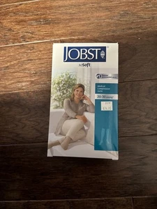 Culatas de compresión médica Jobst SoSoft, arena, 20-30 mmHg, medianas, tomografía computarizada de rodilla - Imagen 1 de 5