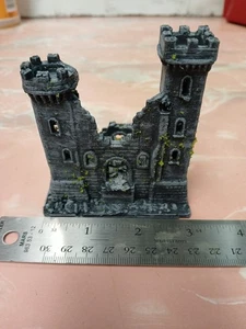 Terreno stampato/dipinto in 3d Castle Roins Micro ArmorvWargaming Scenery  - Foto 1 di 3