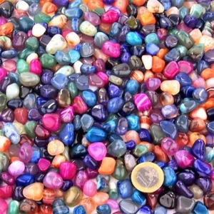 1 kg Achat Trommelsteine bunter MIx Ø 10 - 20 mm AA-Qualität 7 kräftige Farben - Bild 1 von 4