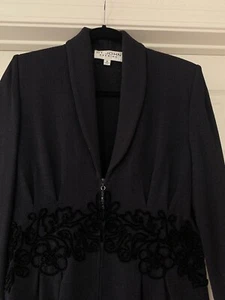 St. John Evening Black Santana Knit Zip Jacket w/ Black Soutache Trim sz 6 - Picture 1 of 8