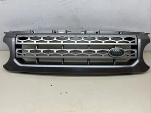 2010-2013 LAND ROVER LR4 - FRONT UPPER HOOD CENTER AIR VENT GRILLE (ORKNEY GRAY) - Picture 1 of 6