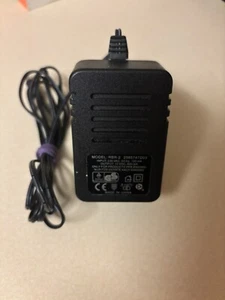 Oryginalny zasilacz ładujący Motorola RBR-2 Walkie Talkie - 13v 800ma - Zdjęcie 1 z 3