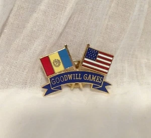 Prendedor Solapa Amistad Vintage 1990 Andorra y Estados Unidos Bandera GOODWILL GAMES - Imagen 1 de 2