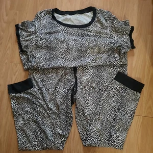 Pillow Talk Women's 1X Cheeta Comfy Cozy Short-Sleeve Pajama Set Extra Soft - Picture 1 of 3