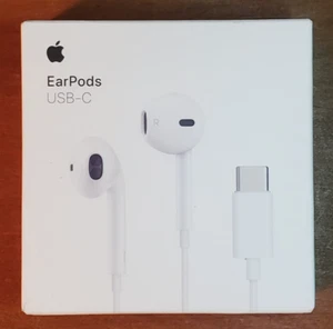 Apple MTJY3AM/A EarPods (USB-C) - White - Open Box (O-20087) - Picture 1 of 2