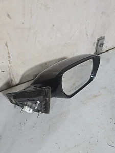 2013 Hyundia Santa Fe Door Mirror Right W/ TRUNE SIGNAL - Picture 1 of 2