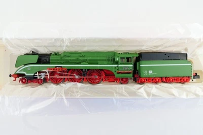 Arnold 2503 Dampflok BR 02 0201-0 DR, Stromlinie, grün/schwarz/weiß OVP, (CK019) - Bild 1 von 4