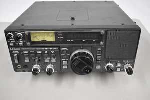 ICOM IC-R70 AM, FM, HF, SSB, CW, RTTY COMMUNICATIONS RECEIVER - Picture 1 of 5