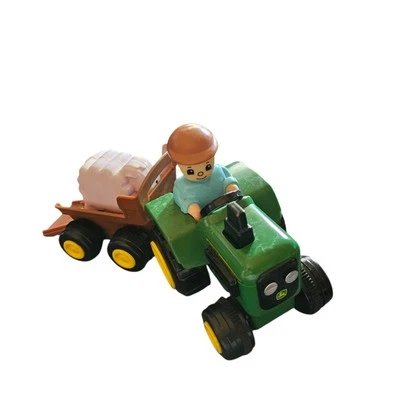 Tomy John Deere Tractor Set Trailer Sheep  Small Set For Young Kids Vintage 1990 - Image 1 of 4