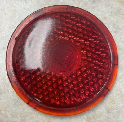 Lente de luz trasera Willys Jeep GB-208 642232 KN69 1946 1947 1949 1950 NUEVO DE LOTE ORIGINAL Foto 1 de 4