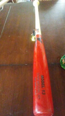 Stan Musial #6 - Stamped Pro Maple 33.5" Bat - Image 1 of 2
