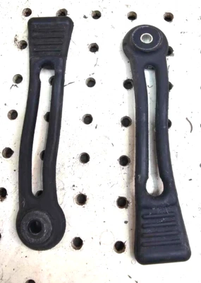 Par de correas de capó Yamaha Exciter Ii Le 1992-2018 OEM 8V0-77171-00-00 Foto 1 de 4