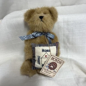 Boyds Bears 6” Happy 99976V Home Sweet Home Signed By Artist Liz Smith 8434/8500 - Picture 1 of 6