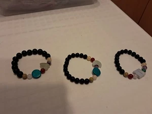 Armbänder 3 Stück, auf Gummi, Lava mit echten Steinen,  19 cm - Bild 1 von 4