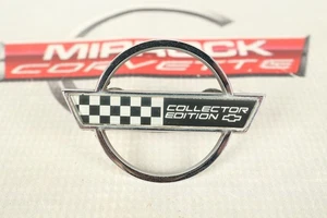 Corvette C4 1996 edición coleccionista capó lateral emblema OEM GM - Imagen 1 de 5