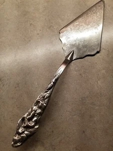 RAIMOND Marked Handle Ornate Wedding Cake Pie Pastry Serrated Server Vintage - Picture 1 of 8