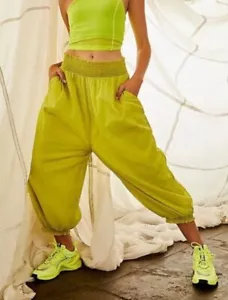 Free People MOVEMENT •L•Sashay My Way Solid Pant Lime Green Harem Parachute EXC - Bild 1 von 13