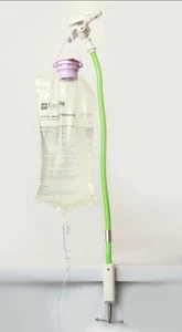 FreeArm Muscle Feeding Tube And Infusion Holder Clamp Green - Bild 1 von 8