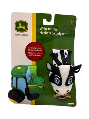 Paquete de 2 sonajeros de muñeca John Deere de Tomy (Johnny Tractor & Cow) Foto 1 de 2