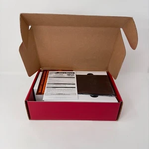 Tripp Lite VGA/SVGA 350 MHz 2-Port Video Splitter w/ Signal Booster (B114-002-R) - Picture 1 of 6