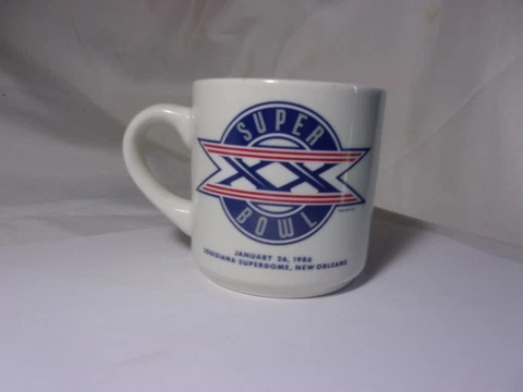 Super Bowl XX Coffee Mug, Chicago Bears-New England Patriots, January 26, 1986 Cover